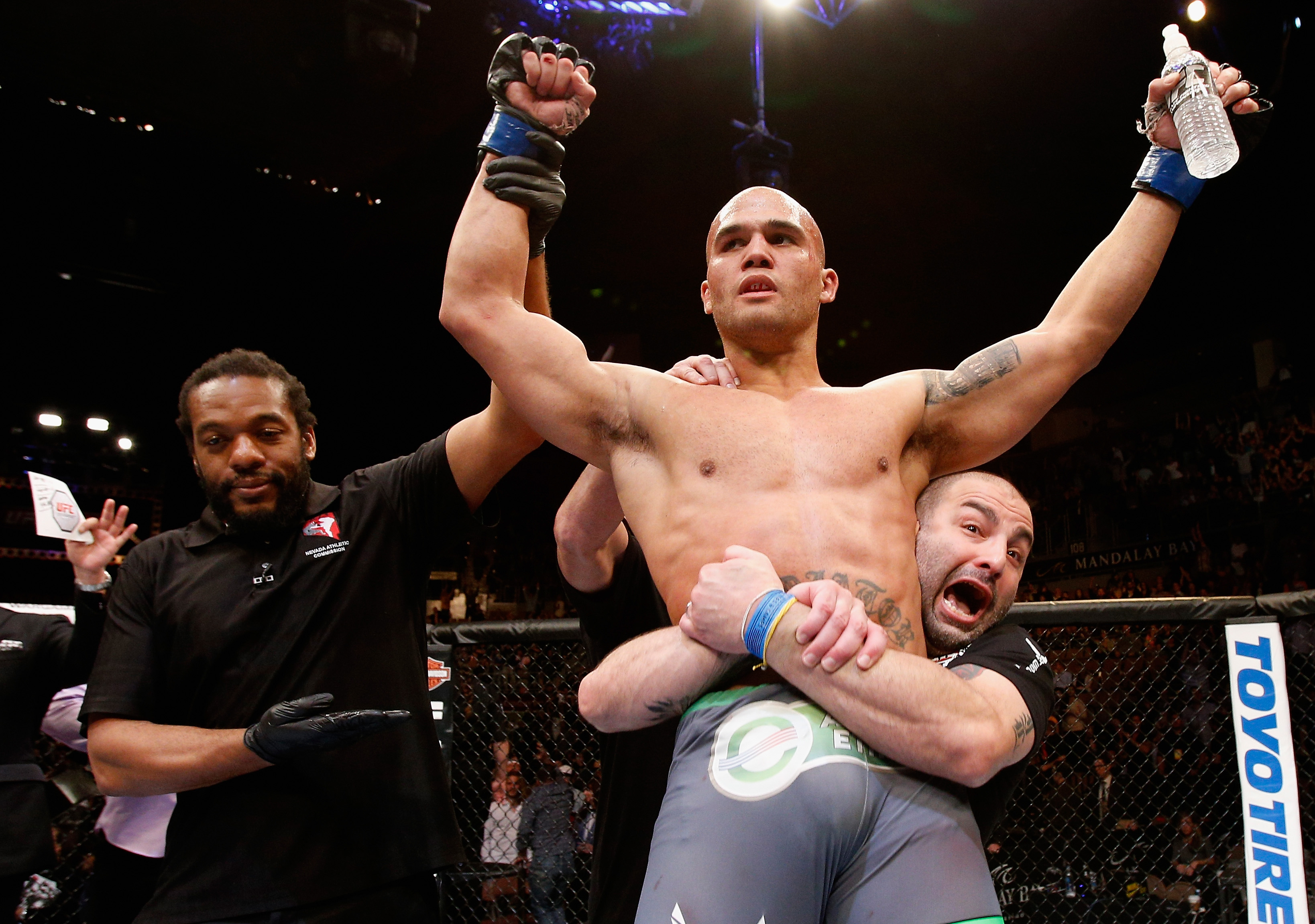 Behind The Lens UFC Photographer Shares Favorite Moments UFC News