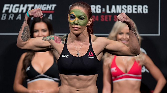 BRASILIA, BRAZIL - SEPTEMBER 23: Cris Cyborg of Brazil steps on the scale during the UFC Fight Night weigh-in at Nilson Nelson gymnasium on September 23, 2016 in Brasilia, Brazil. (Photo by Buda Mendes/Zuffa LLC)