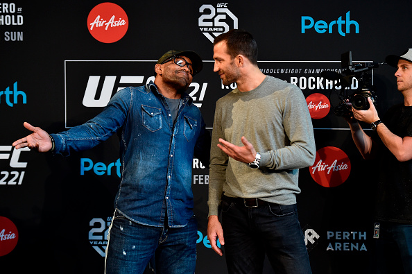 PERTH, AUSTRALIA - FEBRUARY 07: (L-R) <a href='../fighter/Yoel-Romero'>Yoel Romero</a> of Cuba and <a href='../fighter/Luke-Rockhold'>Luke Rockhold</a> face off during the UFC 221 Press Conference at Perth Arena on February 7, 2018 in Perth, Australia. (Photo by Jeff Bottari/Zuffa LLC/Zuffa LLC via Getty Images)