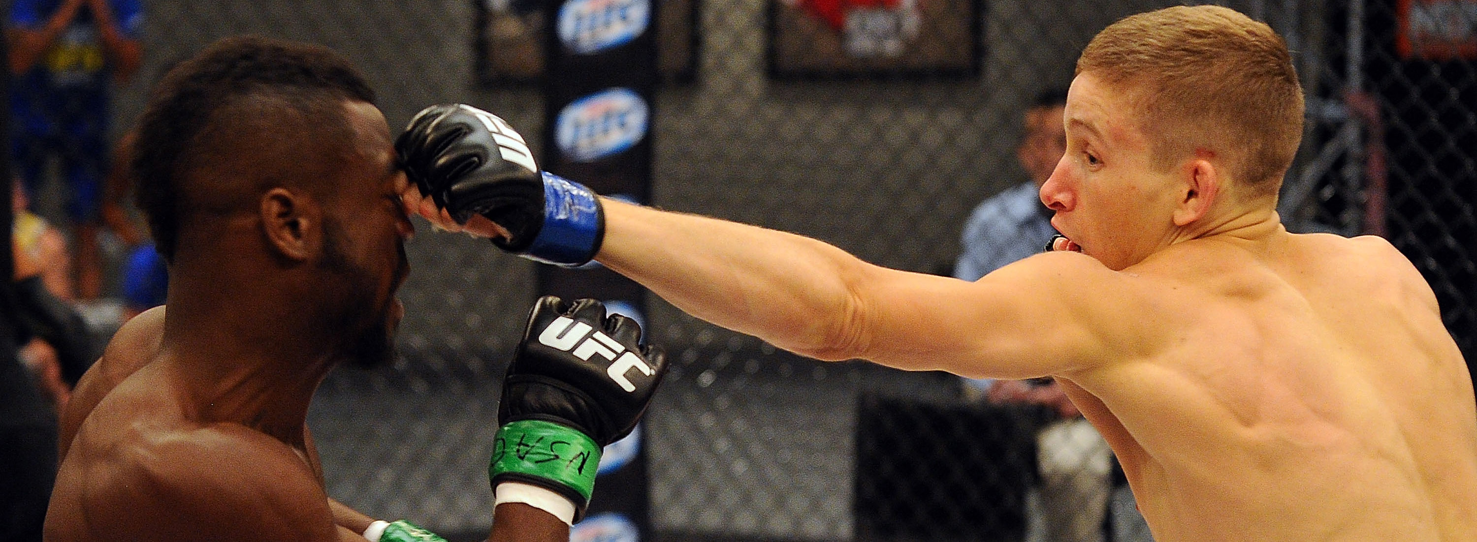UFC bantamweight Chris Holdsworth UFC bantamweight Chris Holdsworth