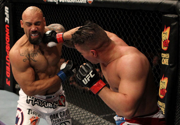 Barry lands a shot against Lavar Johnson Barry lands a shot against Lavar Johnson