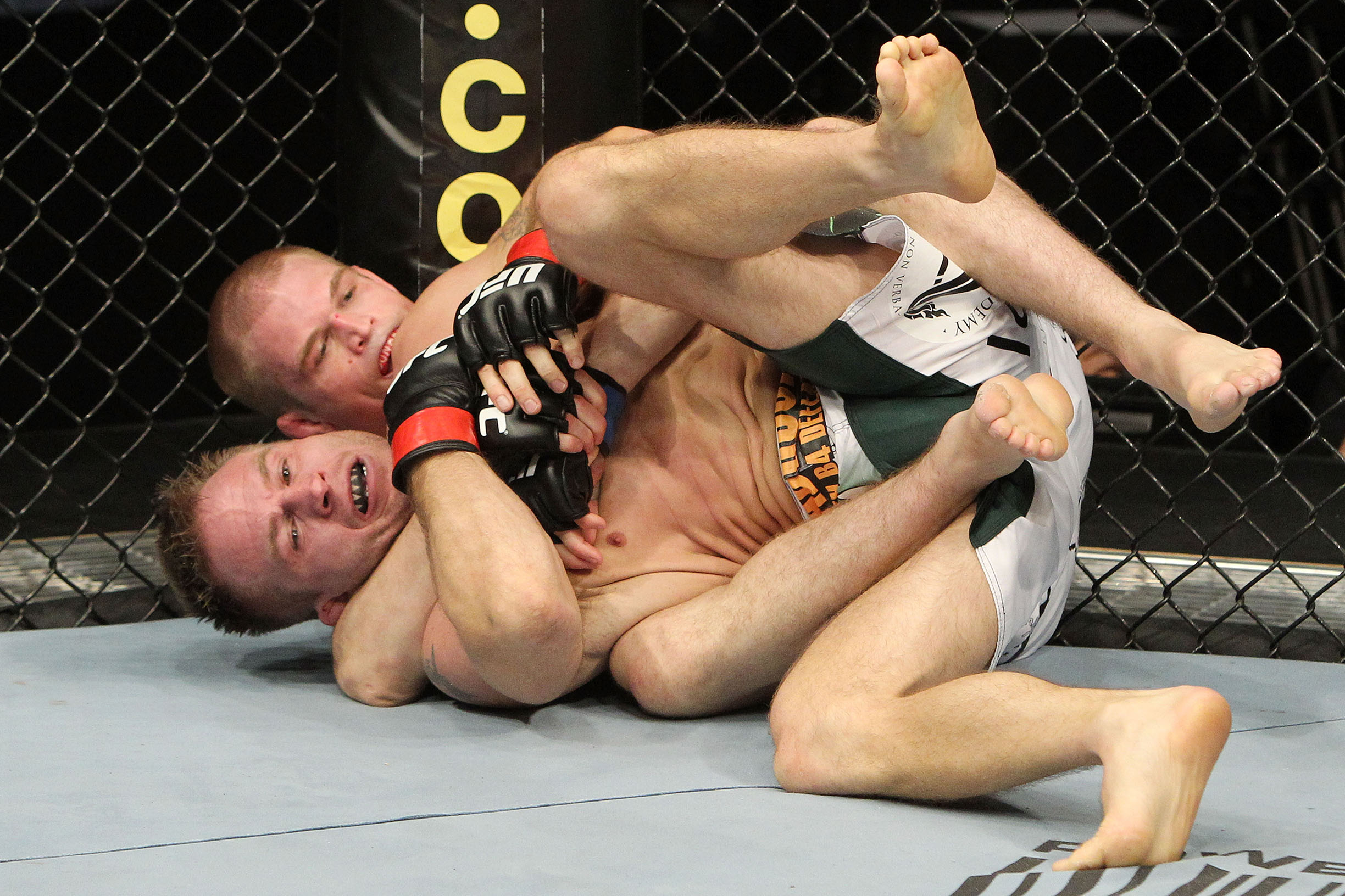 Dunham in his match against Sherk Dunham in his match against Sherk