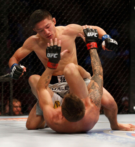 Horiguchi attacks Pague Horiguchi attacks Pague