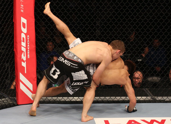 Lentz takes down Eiji Mitsuoka Lentz takes down Eiji Mitsuoka