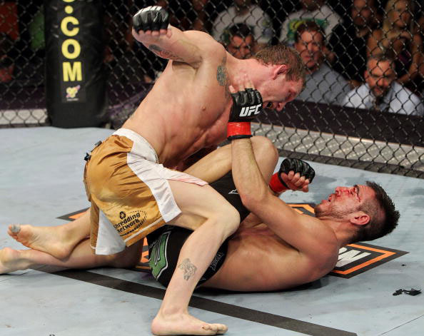 Maynard ground and pounds Florian Maynard ground and pounds Florian