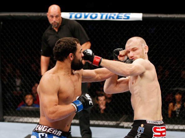 Hendricks delivers KO blow to Kampmann Hendricks delivers KO blow to Kampmann