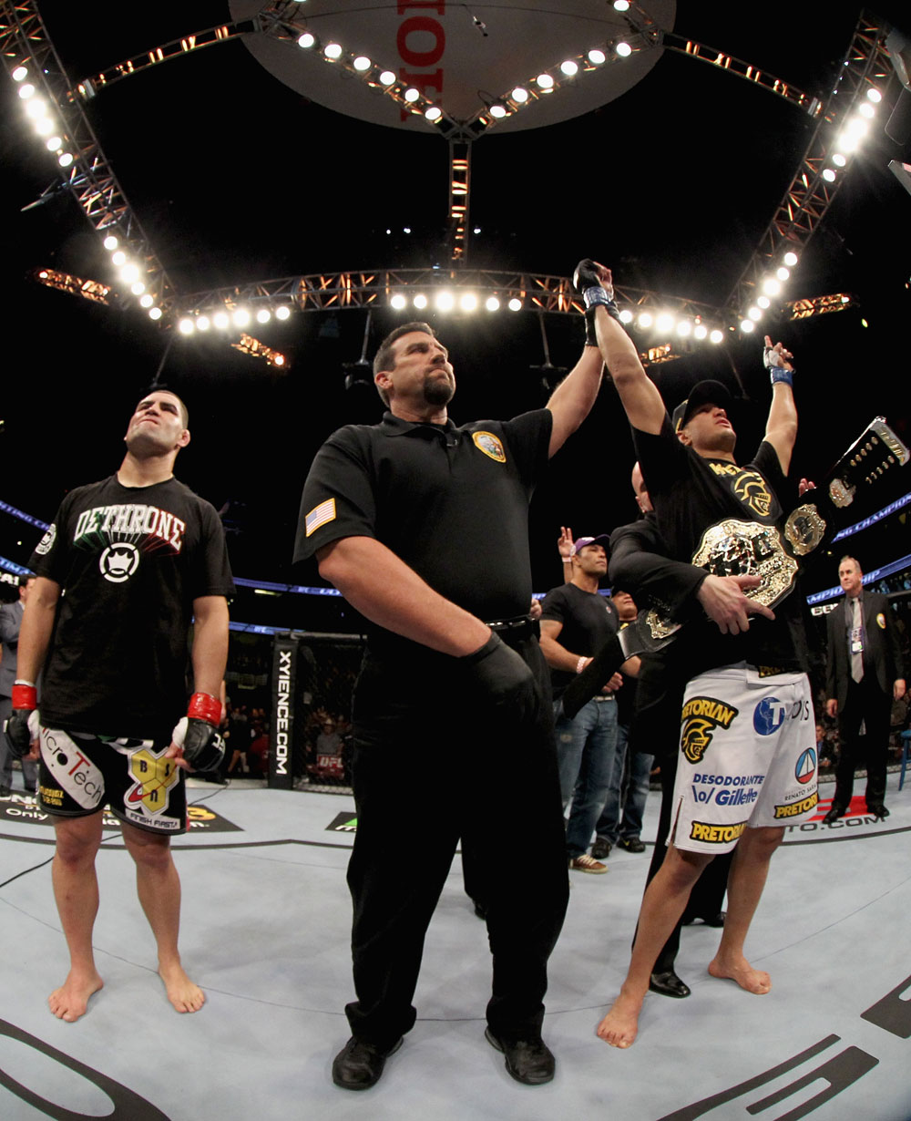 Junior dos Santos vs Cain Velasquez