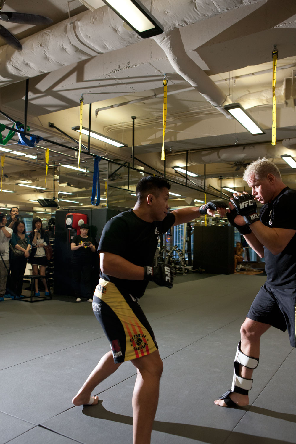 MACAO, CHINA - SEPTEMBER 6: Cung Le works out for the press and media at The Venetian® Macao-Resort-Hotel in Macao on September 6, 2012 in Macao, China. (Photo by Zuffa LLC)