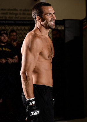 Luke Rockhold holds and open workout session for fans and media on September 14, 2017 in Pittsburgh, Pennsylvania. (Photo by Brandon Magnus/Zuffa LLC)