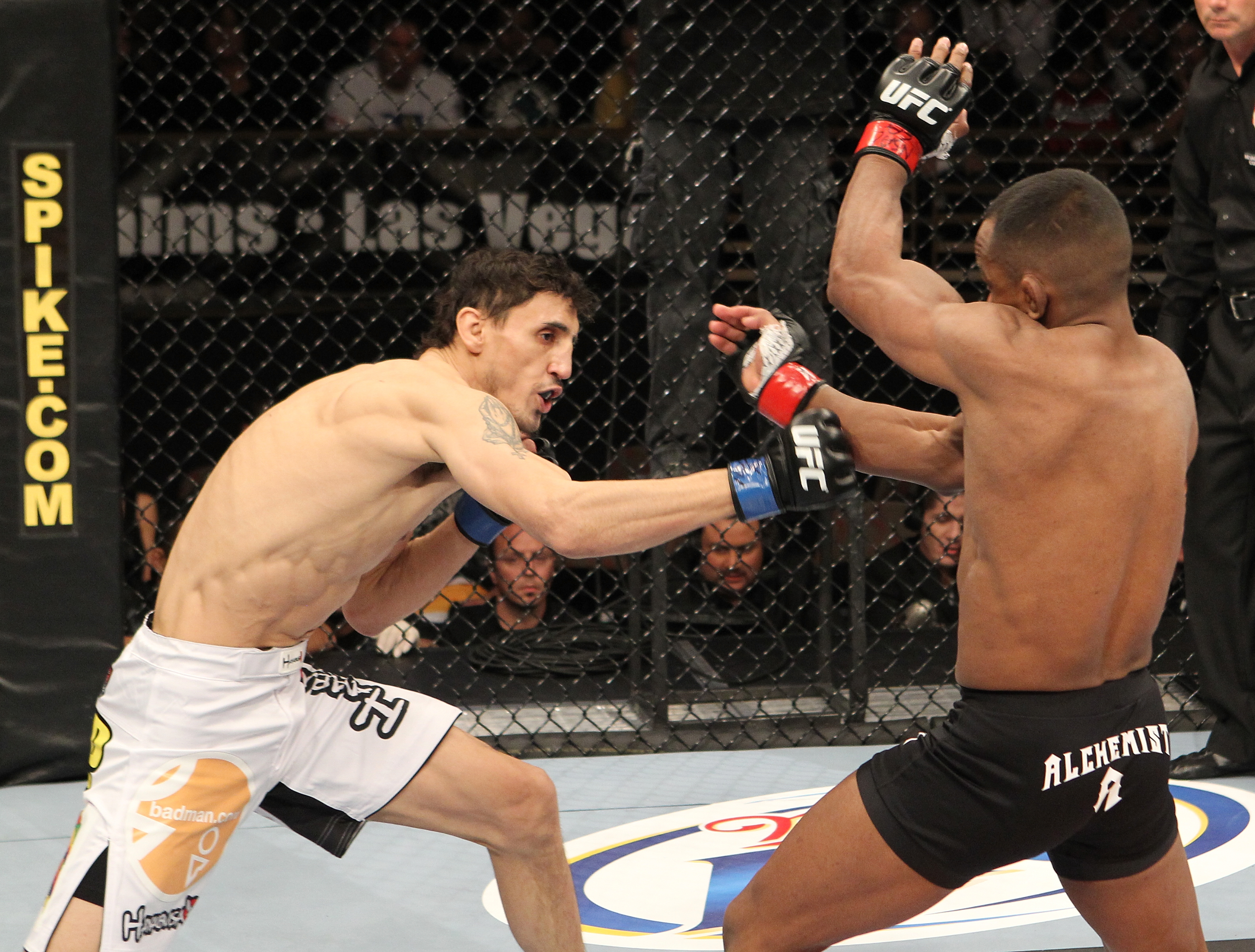 Pablo Garza vs Fredson Paixao