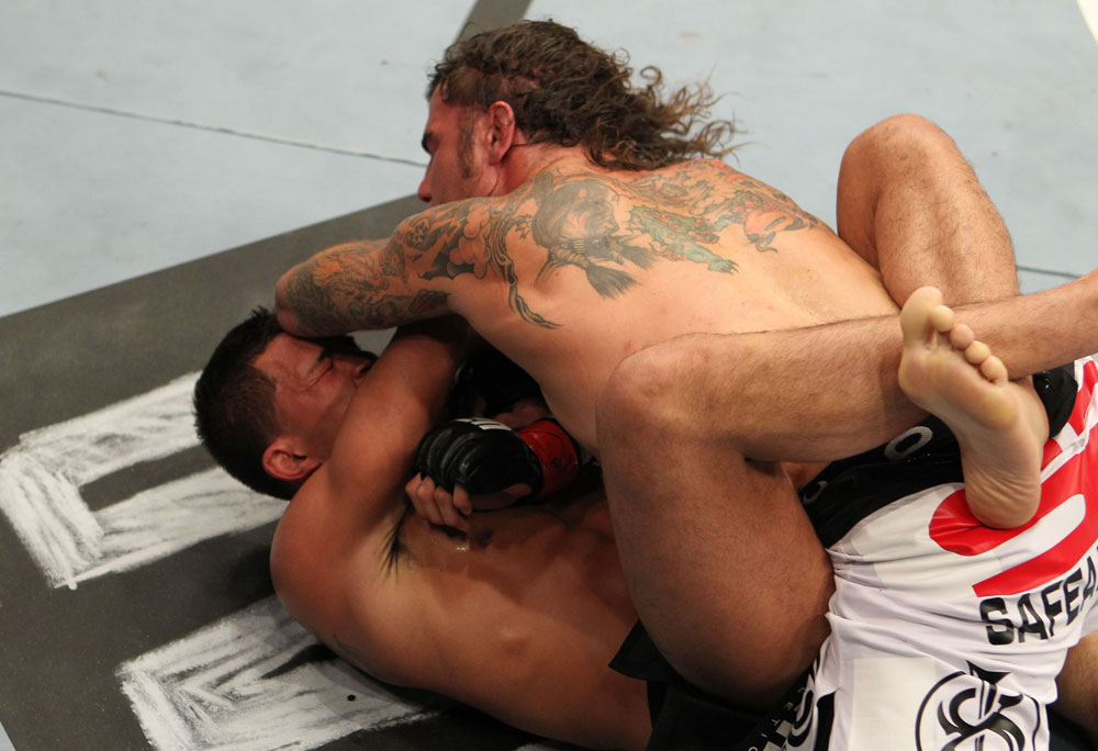 The Ultimate Fighter Season 13 Finale: Guida vs. Pettis