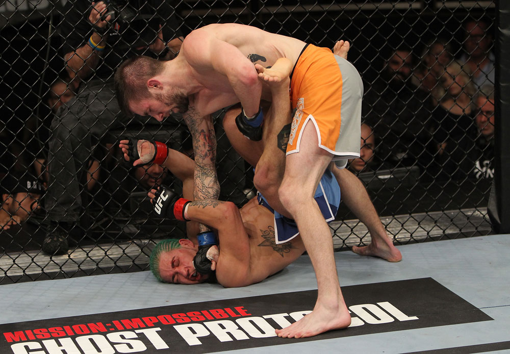 Johnny Bedford vs Louis Gaudinot