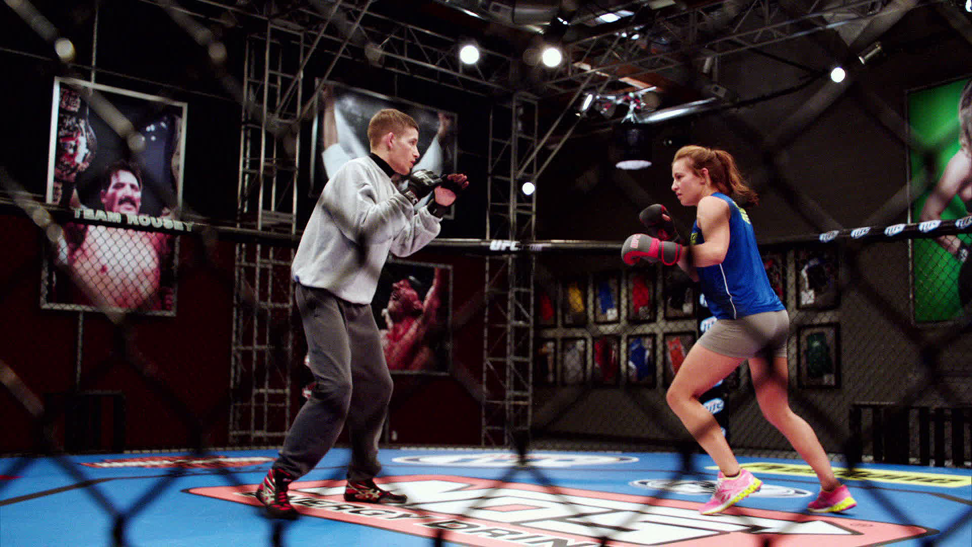 Holdsworth works on striking with coach Tate Holdsworth works on striking with coach Tate
