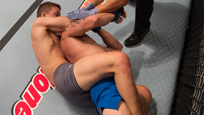 (L-R) Martin Svensson submits Thanh Le during the filming of The Ultimate Fighter: Team McGregor vs Team Faber at the UFC TUF Gym on August 7, 2015 in Las Vegas, Nevada. (Photo by Jeff Bottari/Zuffa LLC)