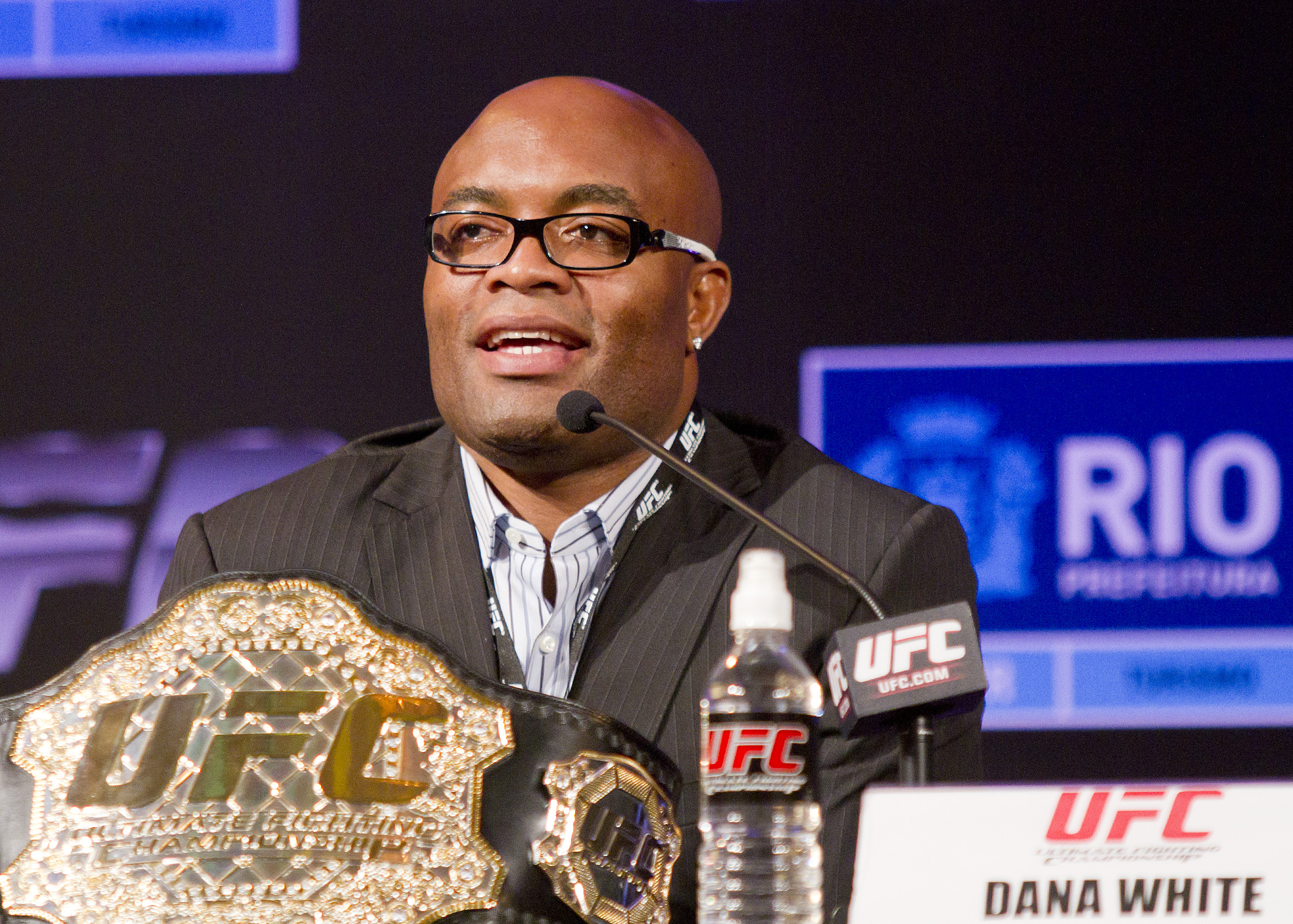 UFC Middleweight Champion Anderson Silva will be looking for his 9th consecutive title defense at UFC 134