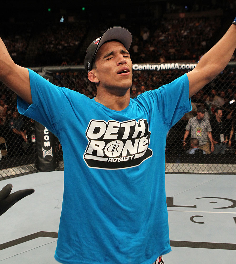 Charles Oliveira