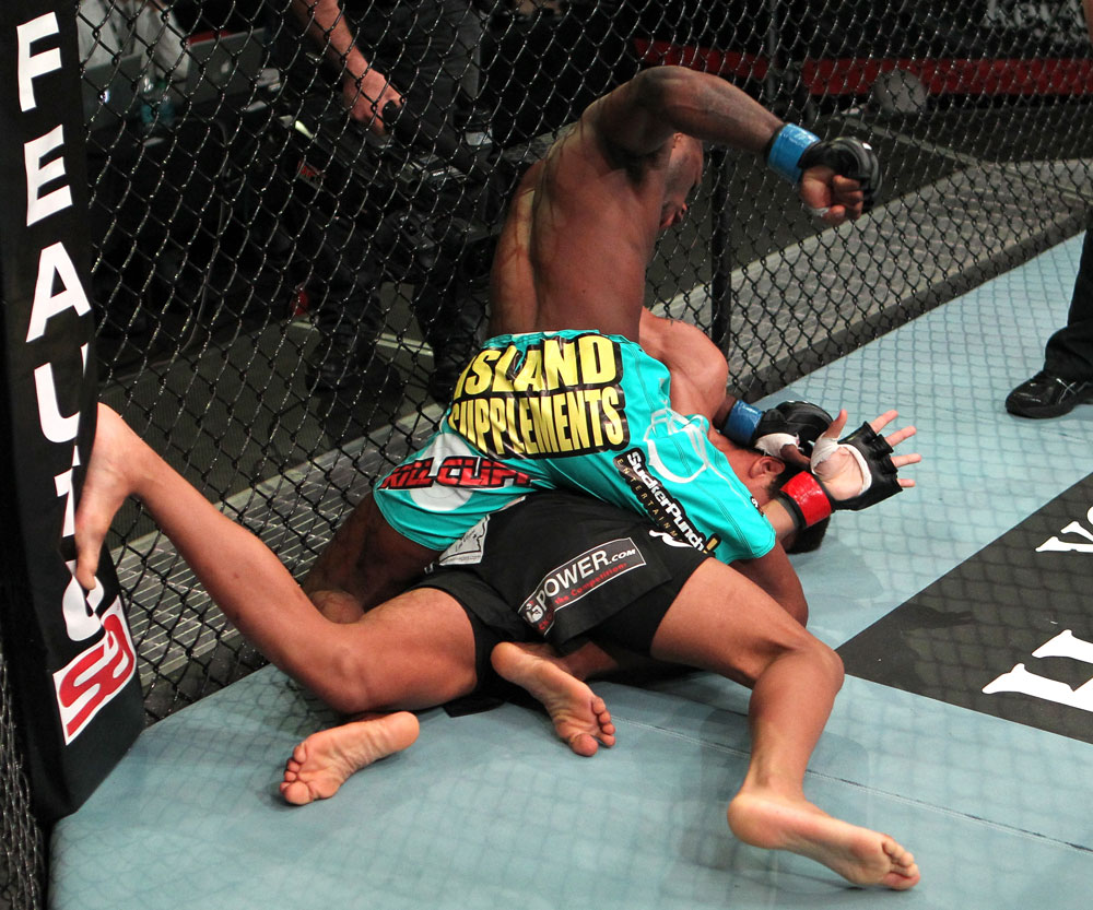 Mackens Semerzier vs Alex Caceres