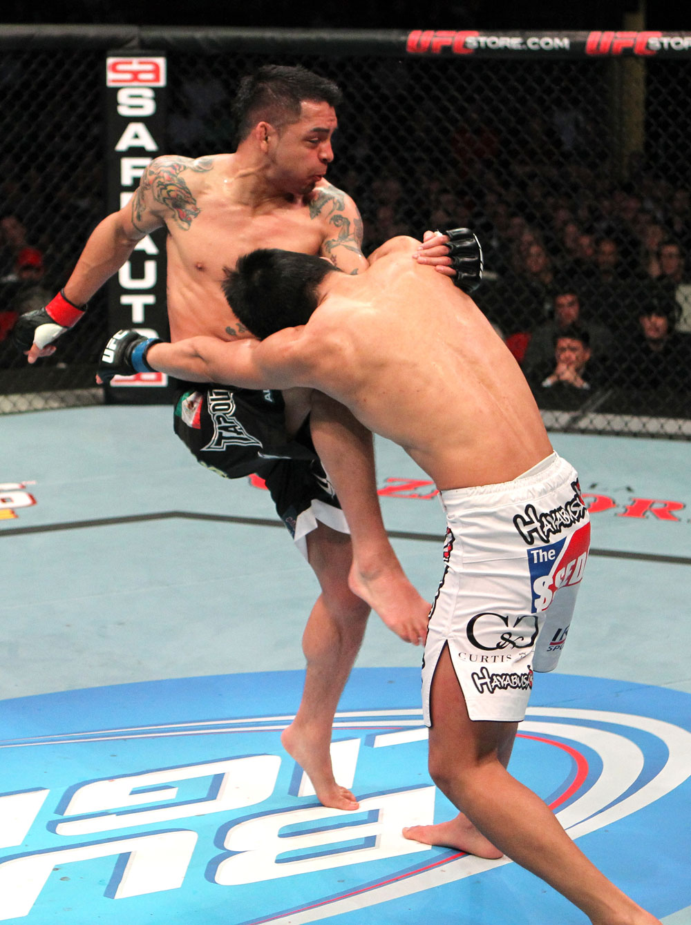 Chan Sung Jung vs Leonard Garcia