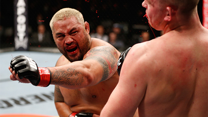 SAITAMA, JAPAN - MARCH 03: (L-R) Mark Hunt knocks out Stefan Struve with a punch in their heavyweight fight during the UFC on FUEL TV event at Saitama Super Arena on March 3, 2013 in Saitama, Japan. (Photo by Josh Hedges/Zuffa LLC/Zuffa LLC via Getty Images)