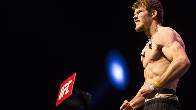 LAS VEGAS, NV - JULY 07: Jake Matthews steps on the scale during the UFC Ultimate Fighter Finale 23 Weigh-in event at the T-Mobile Arena on July 7, 2016 in Las Vegas, Nevada. (Photo by Ed Mulholland/Zuffa LLC)