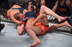 Tatiana Saurez (top) submits <a href='../fighter/kate-jackson'>Kate Jackson</a> during the filming of The Ultimate Fighter: Team Joanna vs Team Claudia at the UFC TUF Gym on March 2, 2016 in Las Vegas, Nevada. (Photo by Elliot Howard/Zuffa LLC)