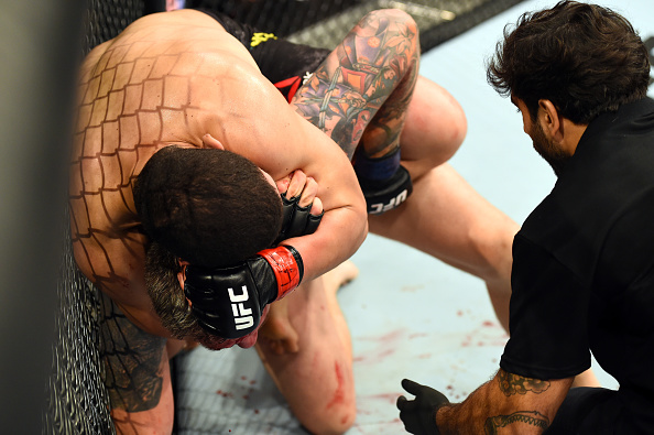 SAO PAULO, BRAZIL - OCTOBER 28: (L-R) Marcelo Golm attempts to submit Christian Colombo of Denmark in their heavyweight bout during the UFC Fight Night event inside the Ibirapuera Gymnasium on October 28, 2017 in Sao Paulo, Brazil. (Photo by Josh Hedges/Zuffa LLC/Zuffa LLC via Getty Images)