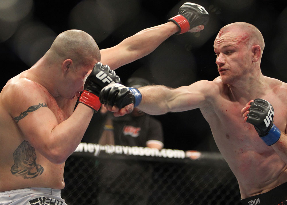 Diego Sanchez vs Martin Kampmann