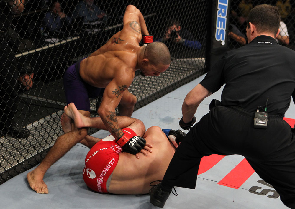 Mike Easton vs Byron Bloodworth