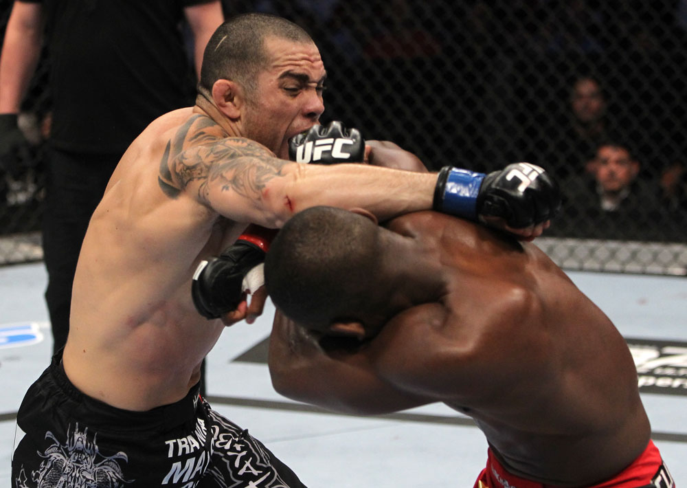 Yves Edwards vs Rafaello Oliveira