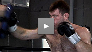 Forrest Griffin gets ready for his fight against Quinton Jackson at UFC 86