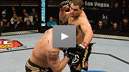UFC 121 Ca&iacute;n Vel&aacute;squez en Plaza Olvera
