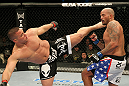 (L)Barry vs. (R)Beltran