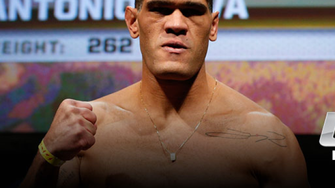 Assista a pesagem do UFC 160