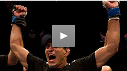 Paulo Thiago makes "Quick" work of Mike Swick by applying a picture-perfect D'arce choke.