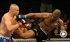 Chuck Liddell vs Rashad Evans UFC&reg; 88