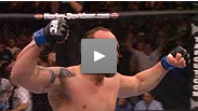 El poderoso Carwin tiene en sus manos uno de los golpes m&aacute;s fuertes de todo el UFC, capaz de noquear a cualquier peso completo.