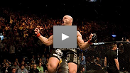 When an injury forced Vitor Belfort (20-9) out of UFC&reg; 139, fellow middleweight Wanderlei Silva (31-11-1) was called to step in to fight Cung Le (7-1). We get a sneak peak at his strategy plus his reaction to being called for his latest challenge.