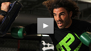 Lightweight contenders Clay Guida and Benson Henderson work out for media and fans before their matchup at UFC on Fox.