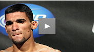 Depois de vencer na estreia entre os m&eacute;dios (e com a m&atilde;o quebrada!), Ronny Markes fala com o UFC.com sobre o que o motiva nas lutas.