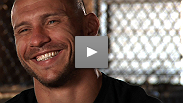 Ahead of his UFC 150 co-main bout against Melvin Guillard, lightweight contender Donald "Cowboy" Cerrone discusses his favorite move: the triangle choke.