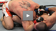 Dois veteranos meio-m&eacute;dios que adoram acabar com as lutas e n&atilde;o recuam diante de uma guerra  se encontram, Mike "Quicksand" Pyle tem um confronto com Josh "The Dentist" Neer.