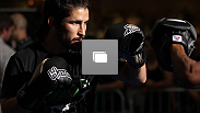 UFC entrenamientos en el Sawgrass Mills Mall el 6 de Junio, 2012 en Sunrise, Florida.  (Fotos por Josh Hedges/Zuffa LLC/Zuffa LLC via Getty Images)