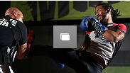 UFC 150 entrenamientos en el Muscle Pharm Sports Science Center el 8 de Agosto, 2012 en Denver, Colorado. (Fotos por Josh Hedges/Zuffa LLC/Zuffa LLC via Getty Images)