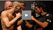 Paulo Thiago usa il suo triking per preparare una D'Arce choke che fa svenire Mike Swick ad UFC 109.