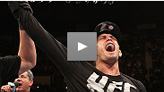 Especialista em jiu-jitsu e wrestling, Rodrigo Damm enfrenta o luso-canadense Antonio Pato no UFC 154. Semanas antes do duelo peso pena, Paula Sack entrevistou Rodrigo na X-Gym, o lar de astros como Anderson Silva, Erick Silva, Feij&atilde;o e Jacar&eacute;.