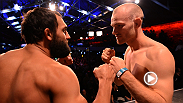 Os meio-m&eacute;dios Martin Kampmann e Johny Hendricks se encontram na pesagem antes do duelo que poder&aacute; levar um dos dois a pegar o vencedor da luta principal do UFC 154.
