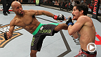 UFC on FOX 6: 드미트리우스 존슨 with 헬와니