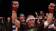O competidor peso galo Urijah Faber comenta a vit&oacute;ria por finaliza&ccedil;&atilde;o sobre o amigo Scott Jorgensen na luta principal do The Ultimate Fighter 17 Finale.