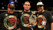 Es una noche de pesos completos y fuertes golpeadores cuando Cain Velasquez, Antonio 'Bigfoot' Silva, Junior dos Santos and Mark Hunt invade Las Vegas for UFC 160.