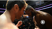 El campe&oacute;n peso semi completo Jon Jones y el retador Chael Sonnen se ponen frente a frente en un careo fr&iacute;o en su pesaje de UFC 159.